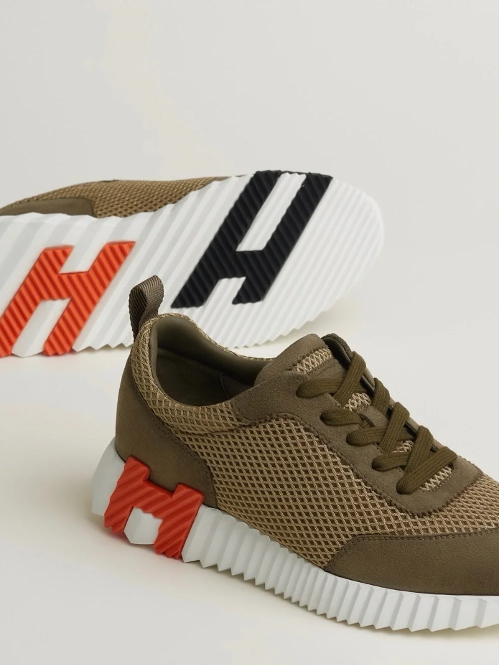 Hermes Homme Bouncing Sneakers Size 41.5